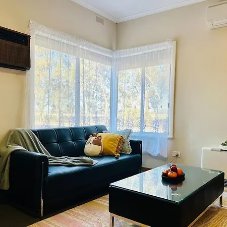 Vic Horsham, Unit 1, Paddy'S Golden Patch Apartment Exterior photo