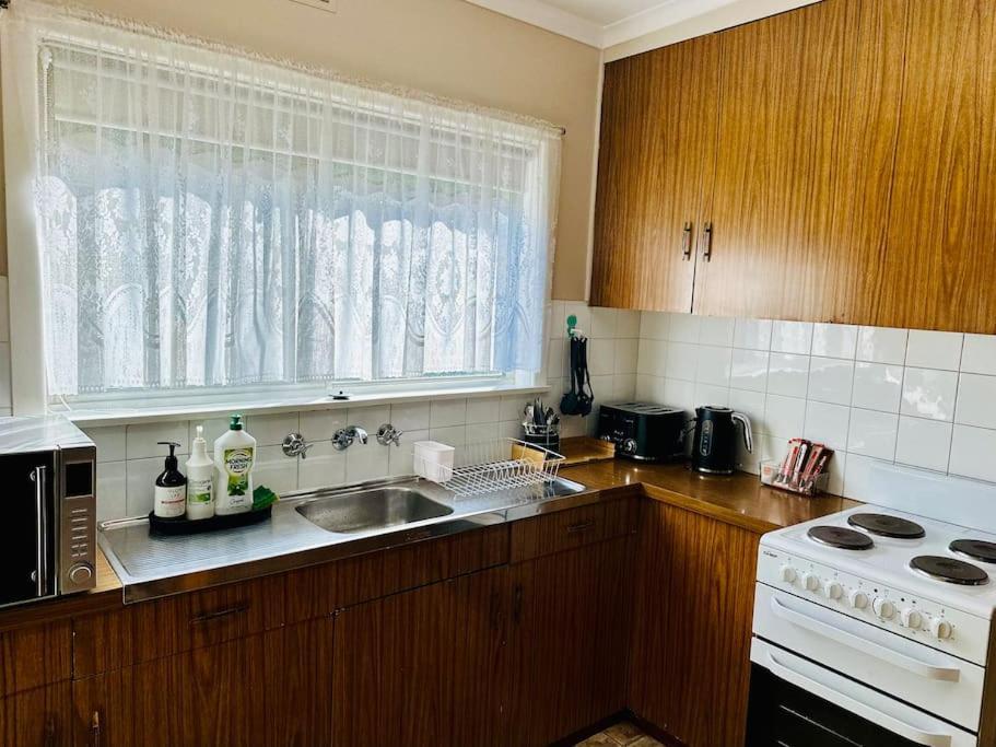 Vic Horsham, Unit 1, Paddy's Golden Patch * Horsham